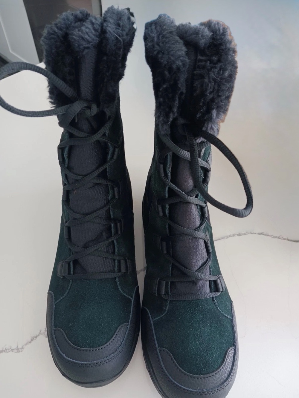 Women’s Green Suede Winter Lace-Up Boots